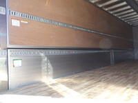 UDトラックスクオンアルミウイング大型（10t）[写真12]