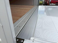 三菱ふそうファイターアルミウイング中型（4t）[写真14]