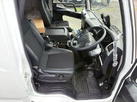 三菱ふそうファイターアルミウイング中型（4t）[写真22]