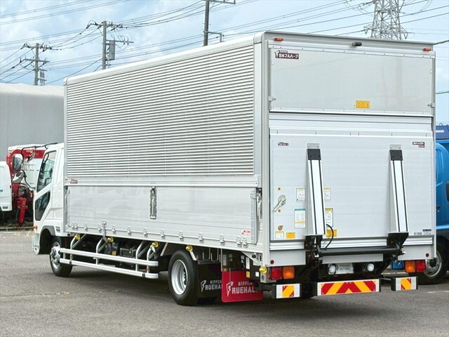 三菱ふそうファイターアルミウイング中型（4t）[写真04]
