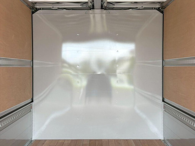 三菱ふそうファイターアルミウイング中型（4t）[写真07]