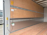 三菱ふそうファイターアルミウイング中型（4t）[写真10]