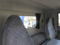 三菱ふそうファイタークレーン5段中型（4t）[写真13]