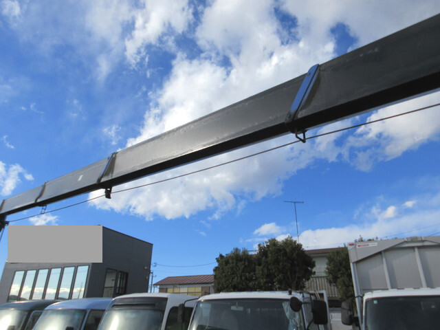 三菱ふそうファイタークレーン5段中型（4t）[写真31]