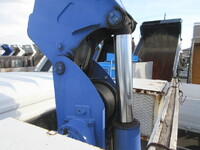 三菱ふそうファイタークレーン5段中型（4t）[写真34]