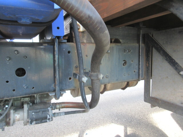 三菱ふそうファイタークレーン5段中型（4t）[写真08]