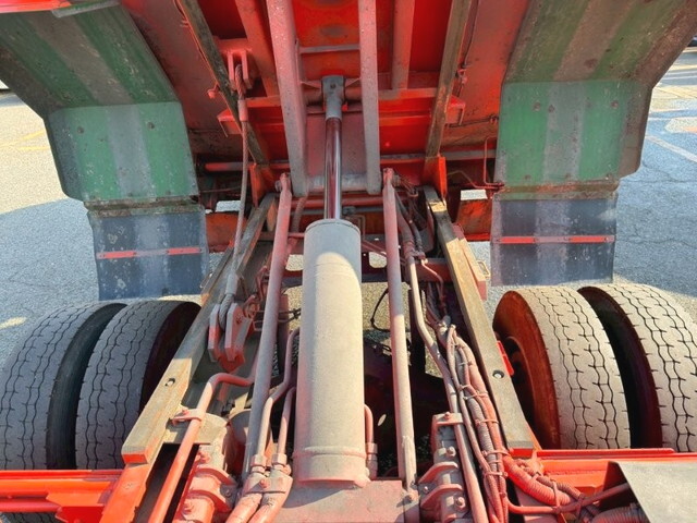 日野レンジャーパッカー車（塵芥車）増トン（6t・8t）[写真18]