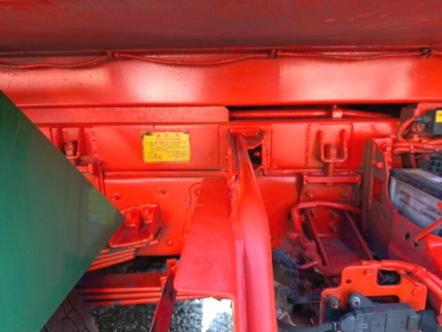 日野レンジャーパッカー車（塵芥車）増トン（6t・8t）[写真22]