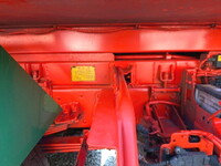 日野レンジャーパッカー車（塵芥車）増トン（6t・8t）[写真23]