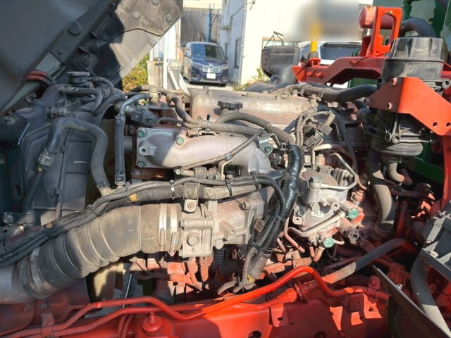 日野レンジャーパッカー車（塵芥車）増トン（6t・8t）[写真26]