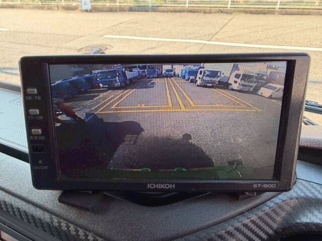 日野レンジャーパッカー車（塵芥車）増トン（6t・8t）[写真30]