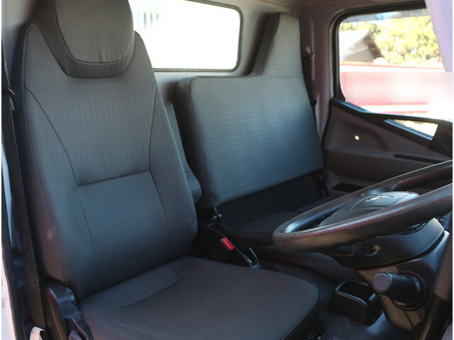 三菱ふそうキャンターダンプ小型（2t・3t）[写真20]