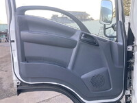 いすゞエルフアルミバン小型（2t・3t）[写真30]