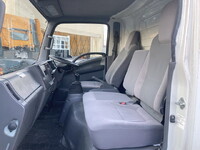 いすゞエルフアルミバン小型（2t・3t）[写真33]