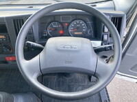 いすゞエルフアルミバン小型（2t・3t）[写真38]