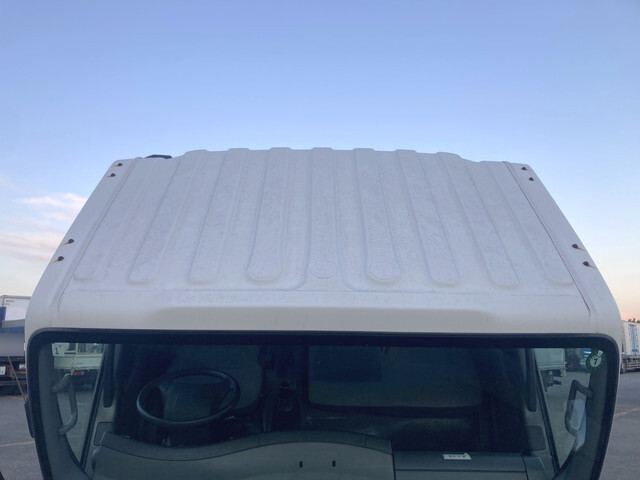 いすゞエルフアルミバン小型（2t・3t）[写真08]