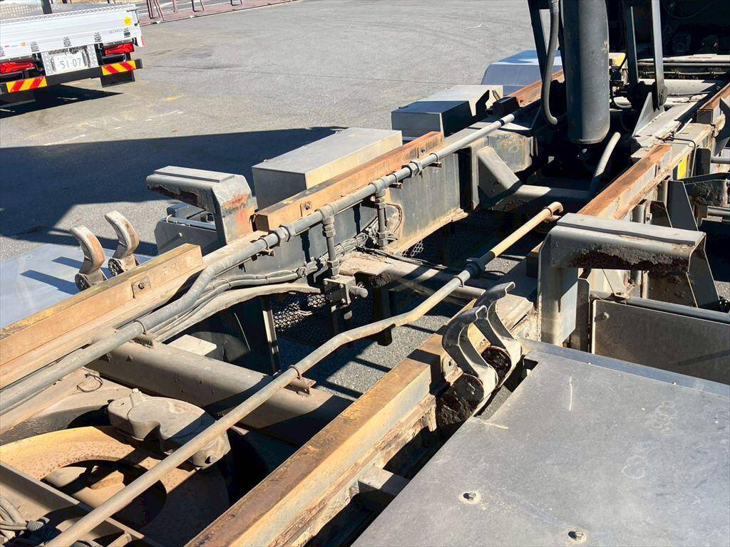 その他のメーカーその他の車種土砂ダンプトレーラー大型（10t）[写真16]