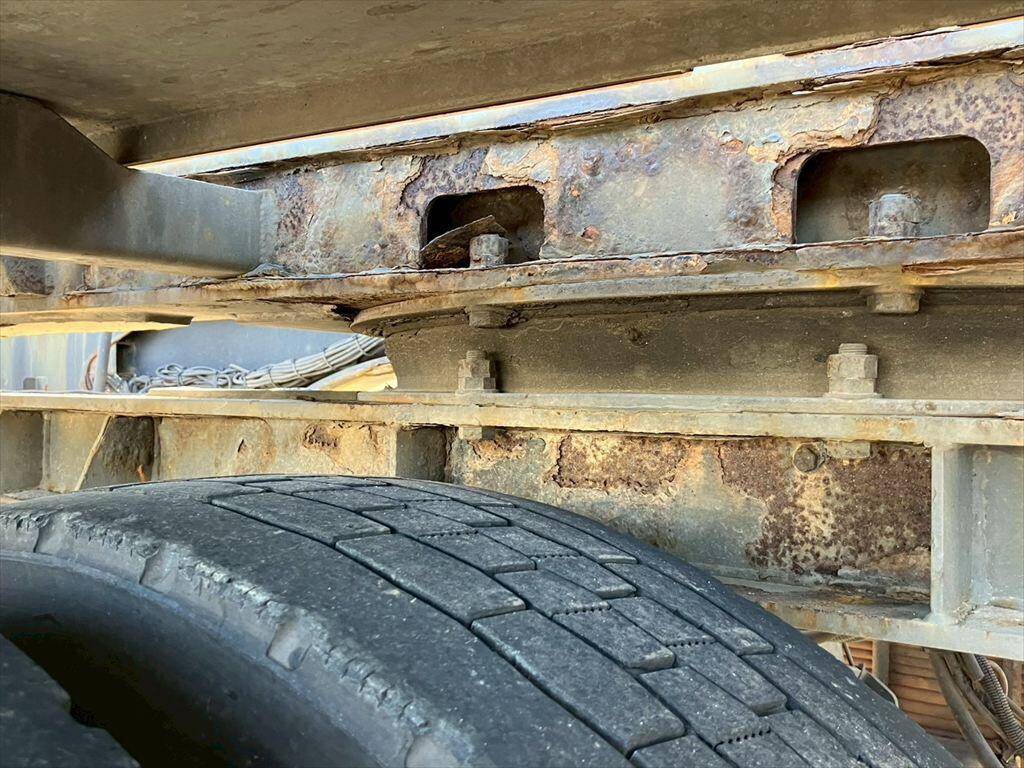 その他のメーカーその他の車種土砂ダンプトレーラー大型（10t）[写真24]