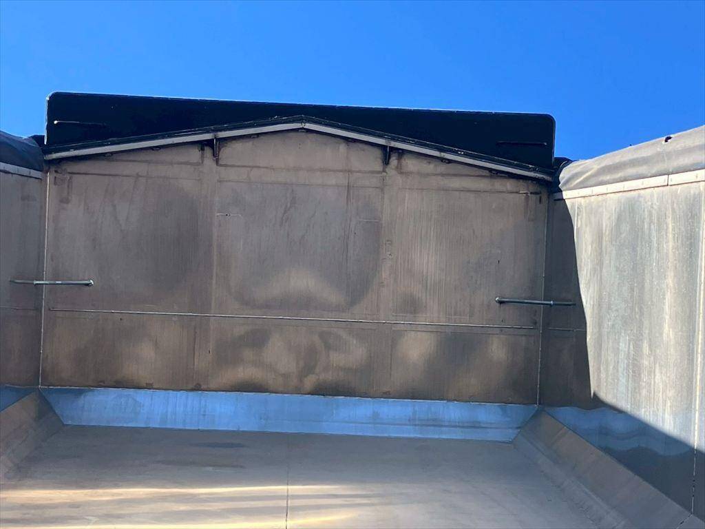 その他のメーカーその他の車種土砂ダンプトレーラー大型（10t）[写真05]