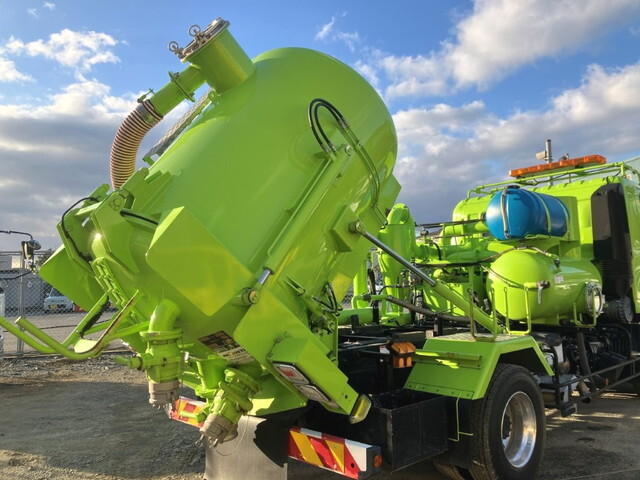 日野レンジャー高圧洗浄車中型（4t）[写真11]