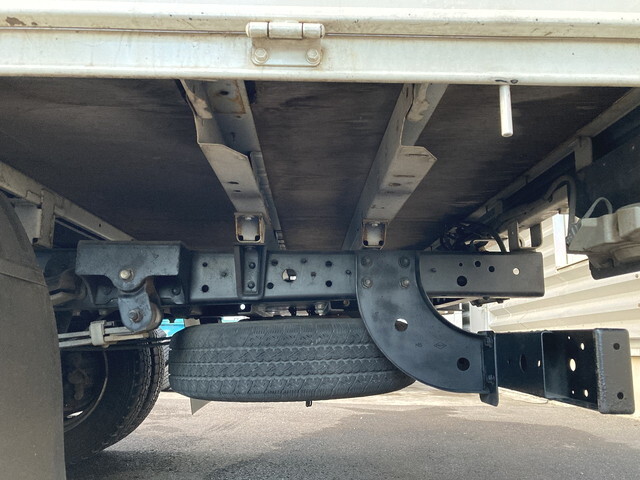 日野デュトロ平ボディ小型（2t・3t）[写真10]