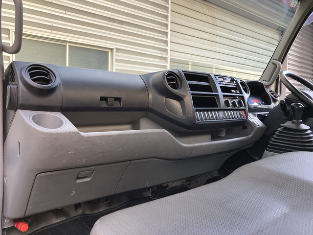 日野デュトロ平ボディ小型（2t・3t）[写真20]