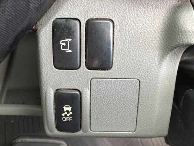 日野デュトロ平ボディ小型（2t・3t）[写真28]