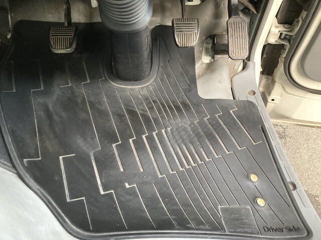 日野デュトロ平ボディ小型（2t・3t）[写真29]