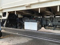 日野デュトロ平ボディ小型（2t・3t）[写真10]