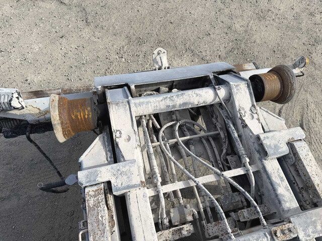 UDトラックスクオンコンテナ専用車大型（10t）[写真13]