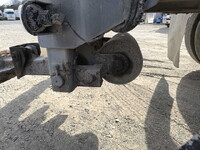 UDトラックスクオンコンテナ専用車大型（10t）[写真18]