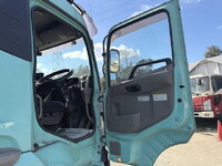 UDトラックスクオンコンテナ専用車大型（10t）[写真30]