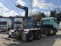 UDトラックスクオンコンテナ専用車大型（10t）[写真05]