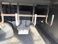 いすゞギガアルミウイング大型（10t）[写真25]