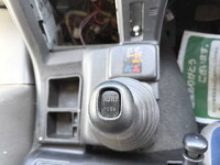 いすゞギガアルミウイング大型（10t）[写真37]