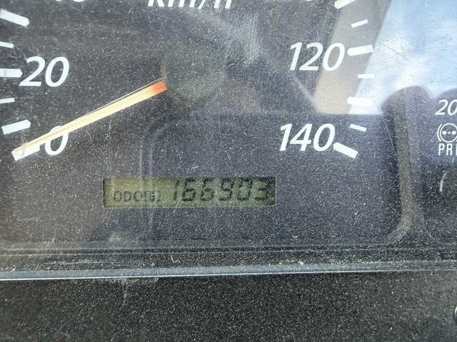 いすゞギガアルミウイング大型（10t）[写真38]