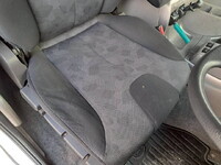 UDトラックスクオントレーラーヘッド（トラクターヘッド）大型（10t）[写真18]