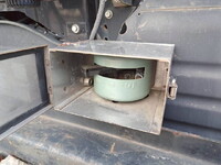 UDトラックスクオントレーラーヘッド（トラクターヘッド）大型（10t）[写真31]