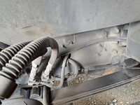 UDトラックスクオントレーラーヘッド（トラクターヘッド）大型（10t）[写真37]