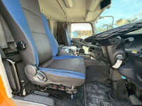 いすゞギガアルミウイング大型（10t）[写真21]