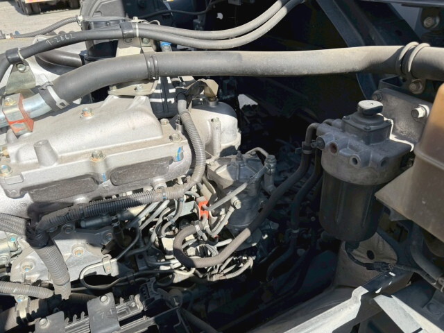 いすゞギガアルミウイング大型（10t）[写真33]