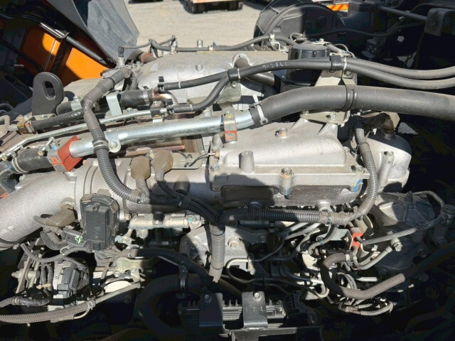 いすゞギガアルミウイング大型（10t）[写真35]