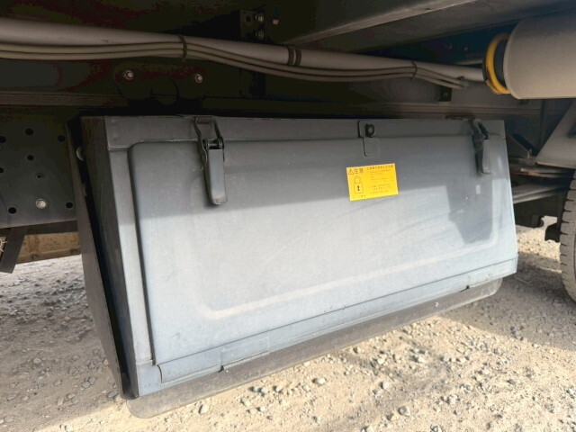 日野デュトロアルミウイング小型（2t・3t）[写真26]