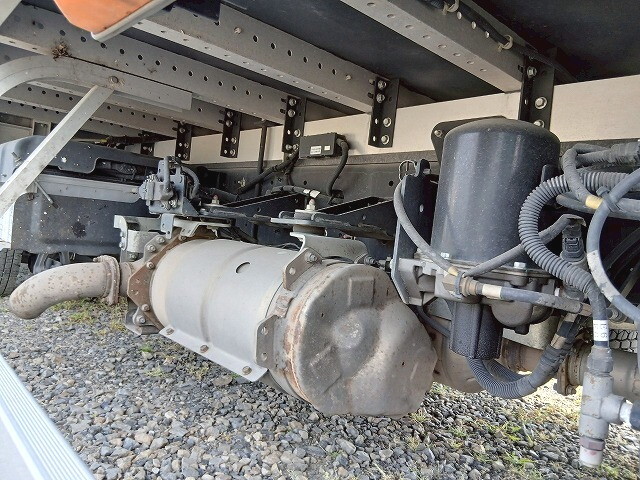 日野レンジャーアルミウイング中型（4t）[写真32]