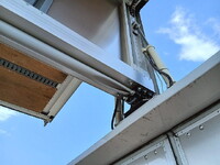 日野レンジャーアルミウイング中型（4t）[写真36]