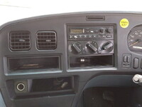 三菱ふそうスーパーグレートタンク車（タンクローリー）大型（10t）[写真22]