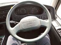 三菱ふそうスーパーグレートタンク車（タンクローリー）大型（10t）[写真32]