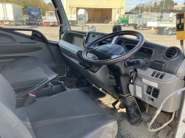 三菱ふそうキャンターローダーダンプ小型（2t・3t）[写真35]