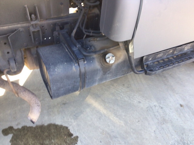 日野デュトロダブルキャブ・ダンプ小型（2t・3t）[写真10]