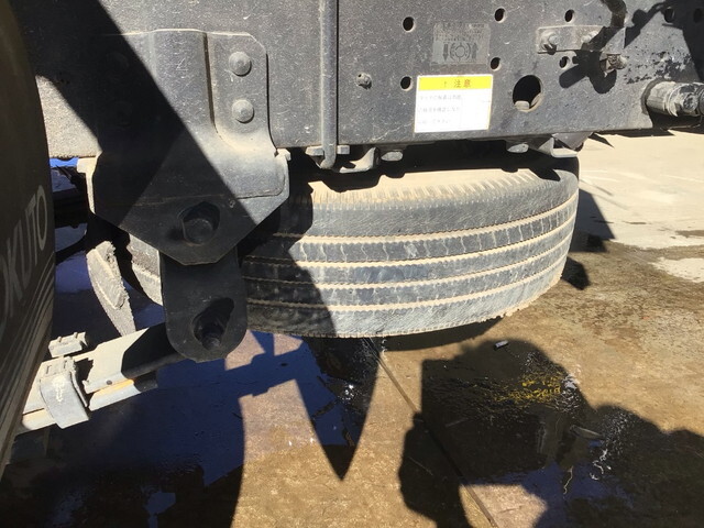 日野デュトロダブルキャブ・ダンプ小型（2t・3t）[写真11]